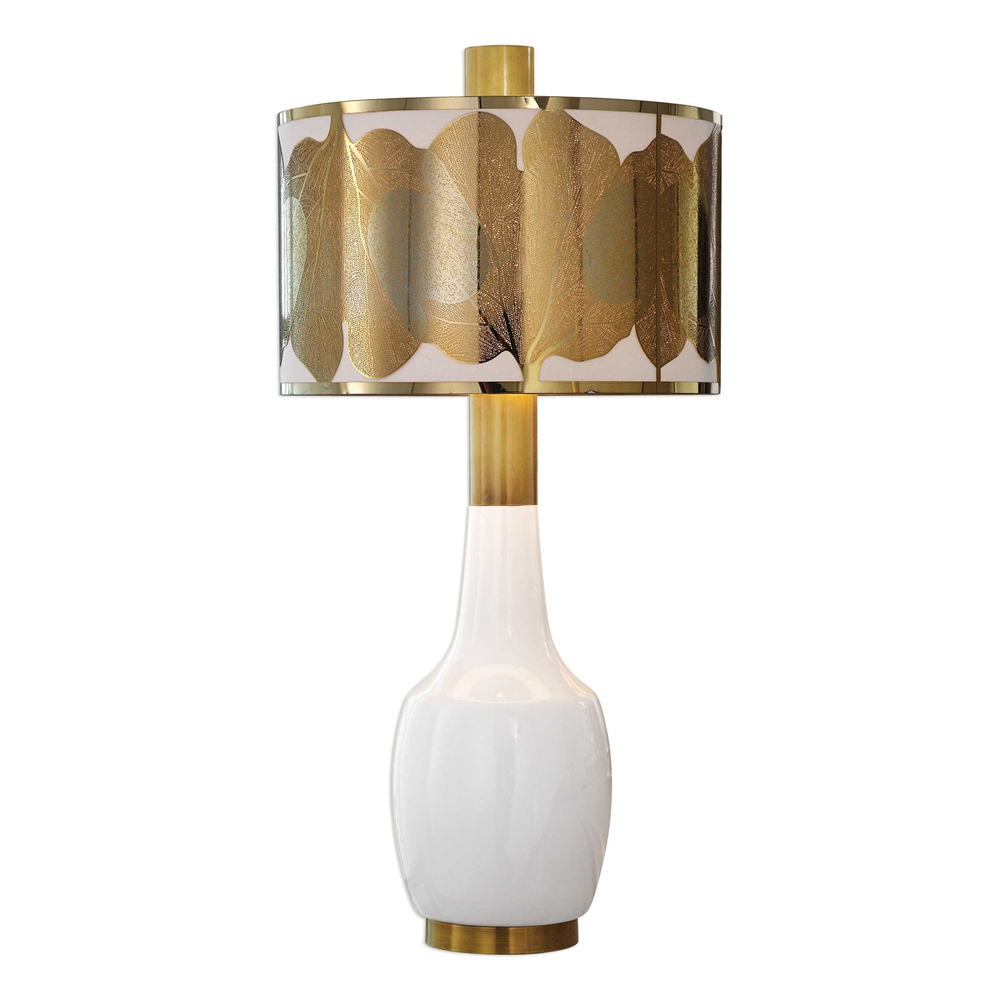 Original single table lamp European new bedroom study living room design European villa creative alloy white porcelain lamp