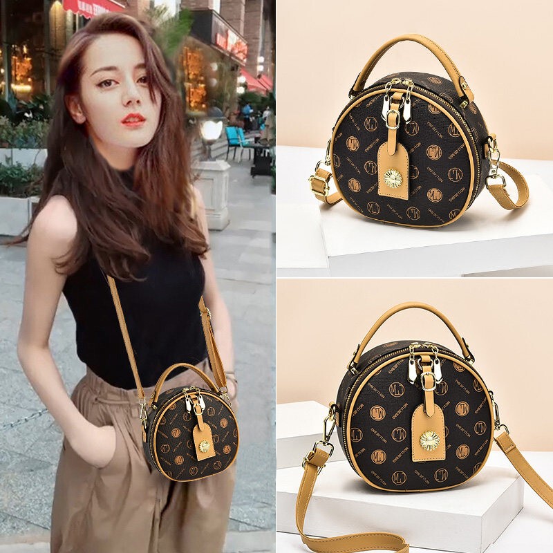 Genuine Leather Small Round Bag for Women 2026 New Trendy Fashion Versatile Kangaroo Retro Handbag Large Capacity Shoulder Crossbody Bag Genuine Leather Small Round Bag for Women 2026 New Trendy Fashion Versatile Kangaroo Retro Handbag Large Capacity Shoulder Crossbody Bag