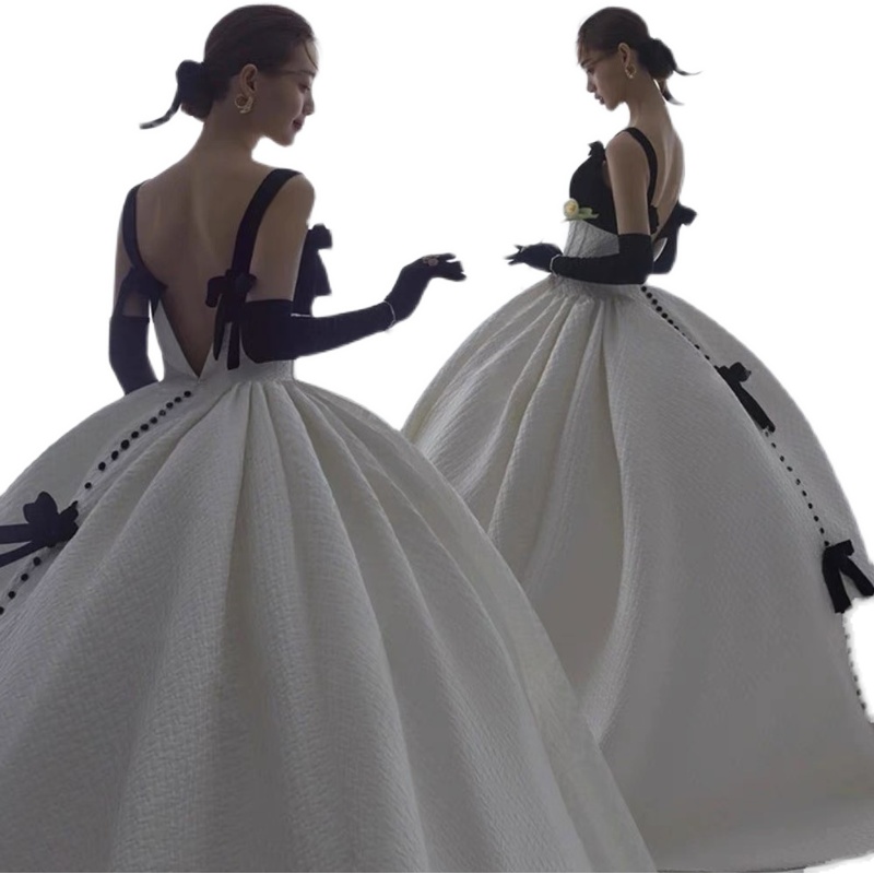 Retro clothing suitable for photo sessions for beloved, skirt, wedding dress, French retro style, tutu skirt, lifting effect Retro clothing suitable for photo sessions for beloved, skirt, wedding dress, French retro style, tutu skirt, lifting effect