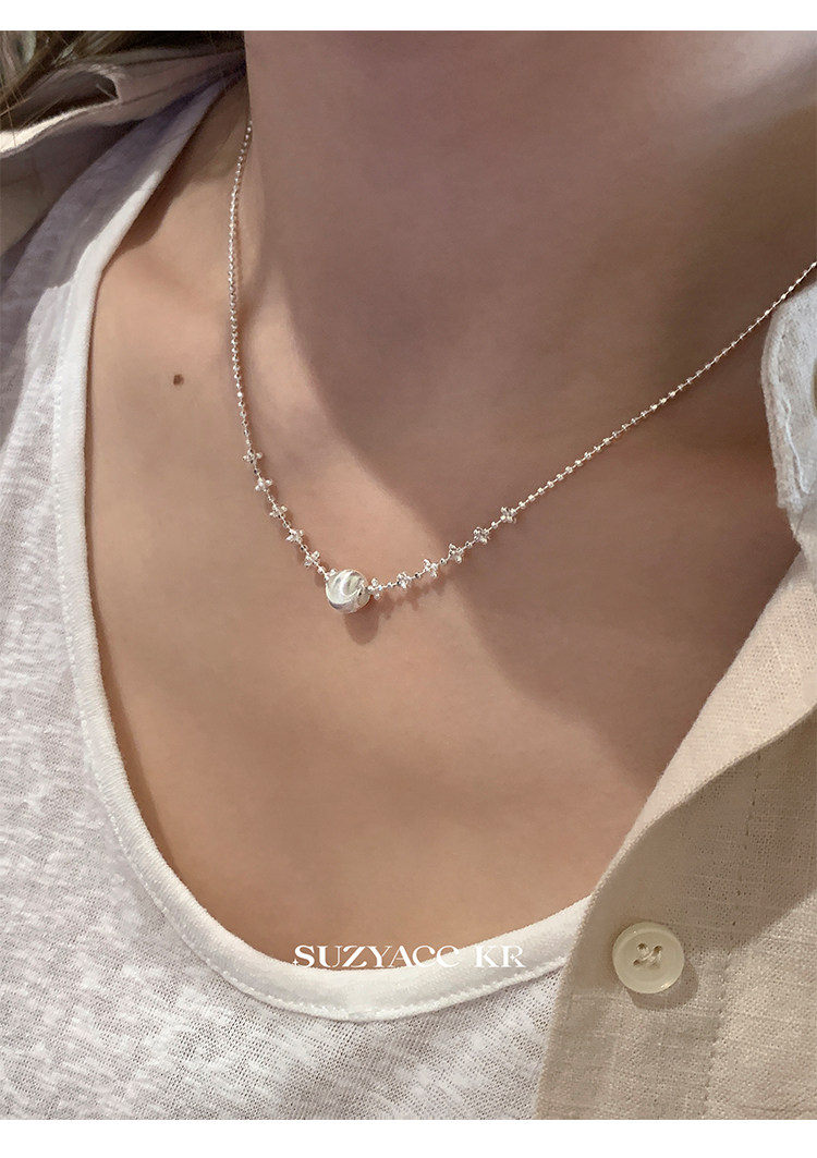 Серебряное ожерелье suzyacc kr纯银镭射猫眼珠项链女款2025新款超显白复古小众锁骨链