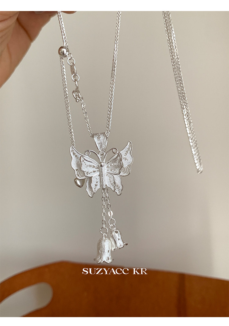 Серебряное ожерелье suzyacc kr纯银铃兰吊坠蝴蝶项链轻奢小众高级感锁骨链2024新款