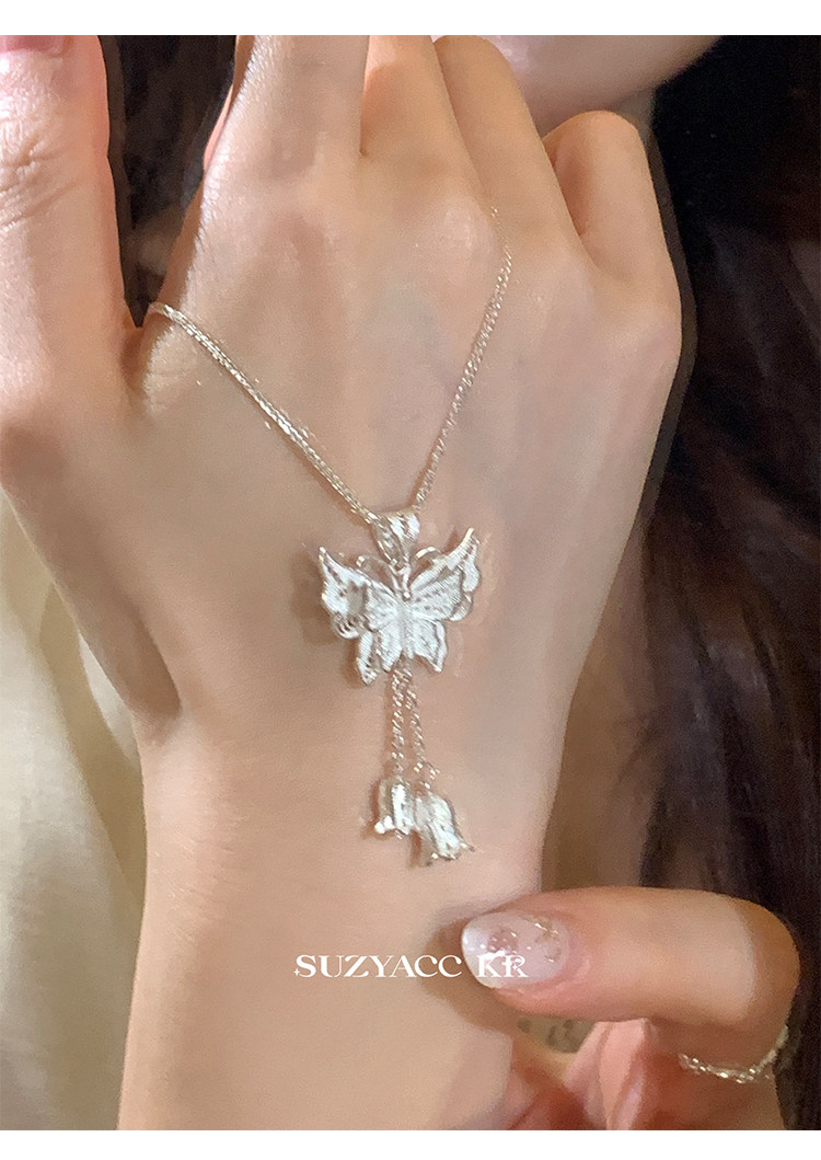 Серебряное ожерелье suzyacc kr纯银铃兰吊坠蝴蝶项链轻奢小众高级感锁骨链2024新款