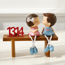 Couple daily creative hanging feet doll shelf Bedroom office desk Girl heart decoration Birthday gift