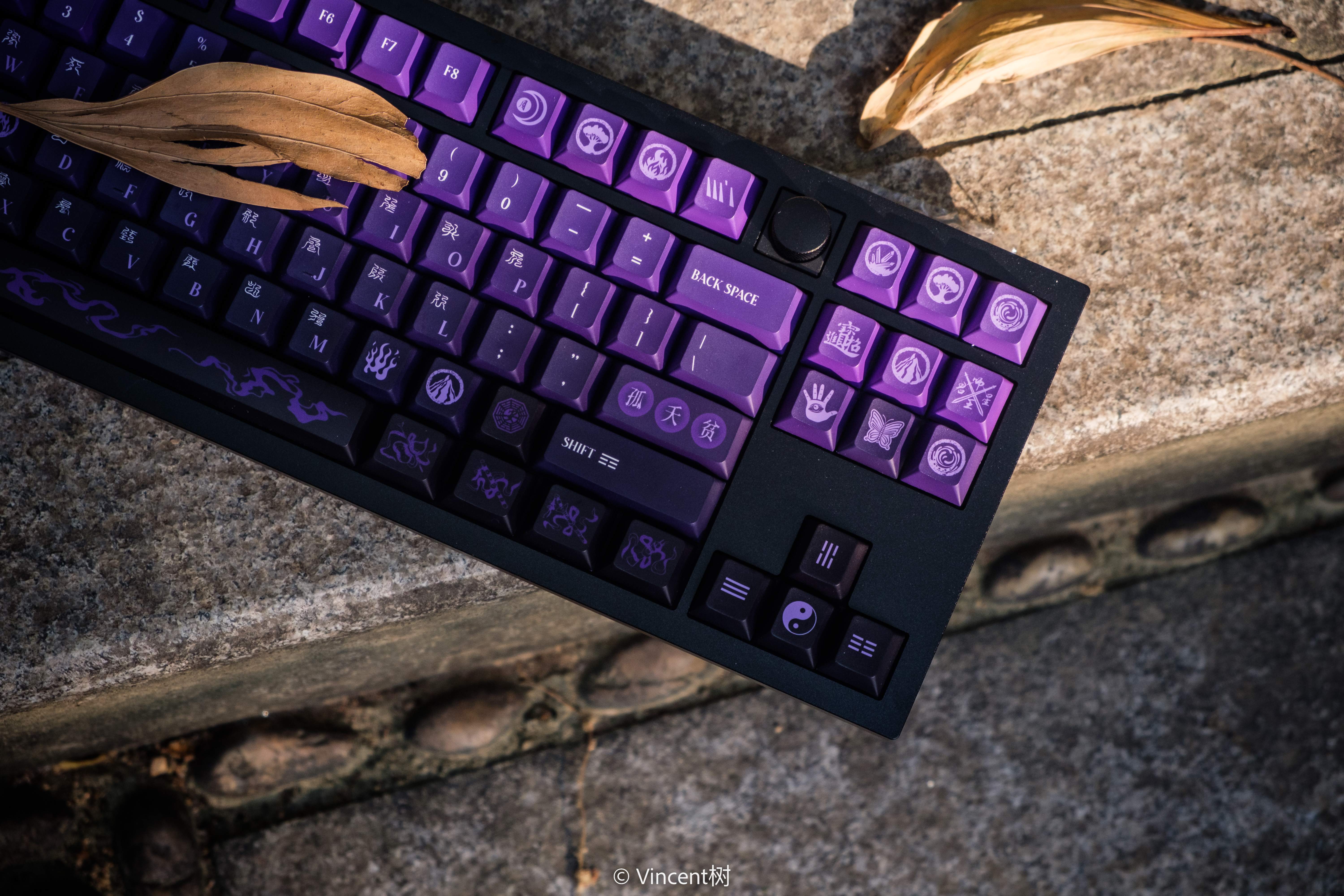 Ancient Chinese Theme Keycap Set — atmospheric desk shot