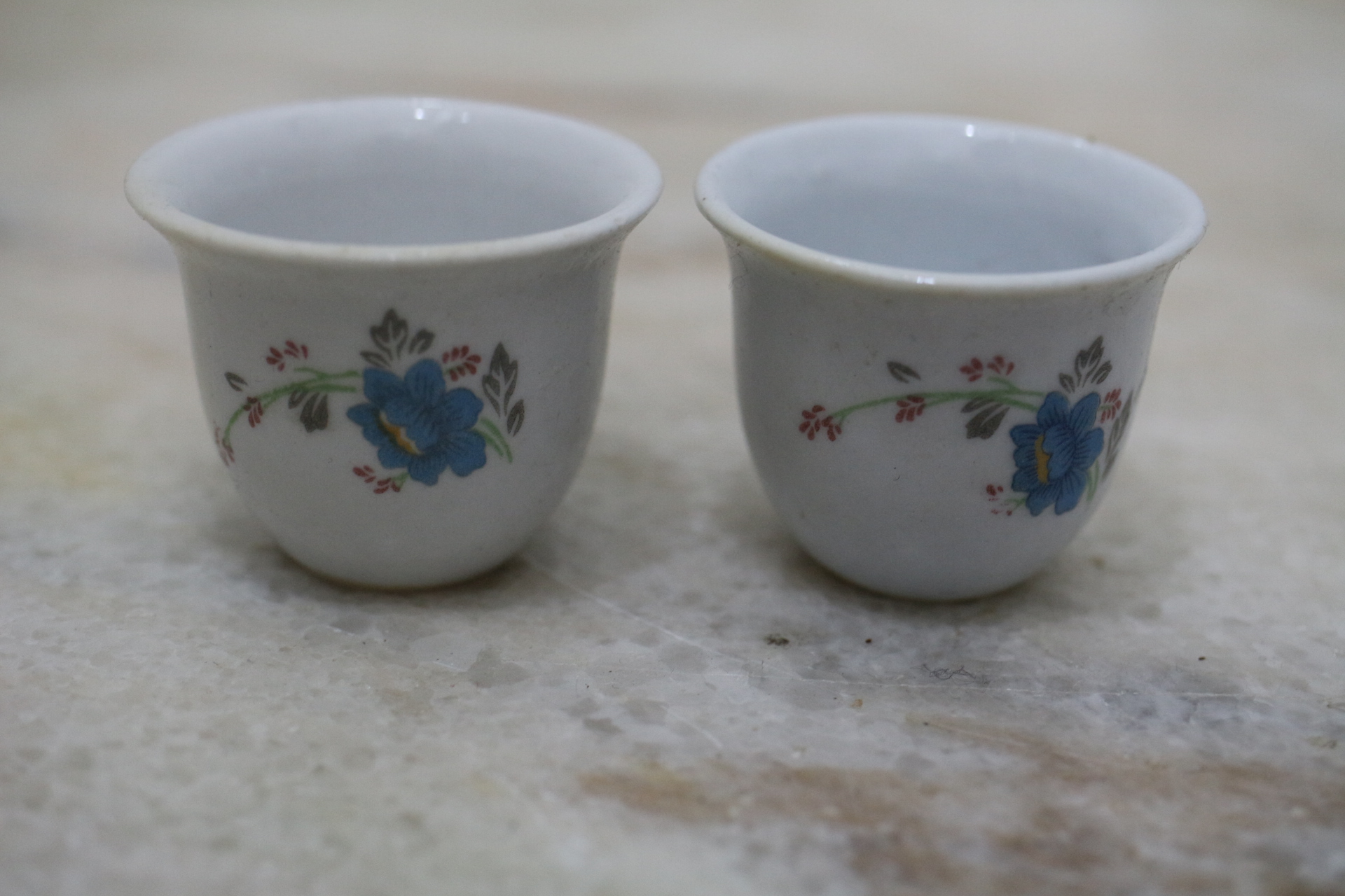 7 80s Little wine glasses Bull Eyesore Floristic Porcelain Wine for folk customs nostalgic old objects for every 6 yuan
