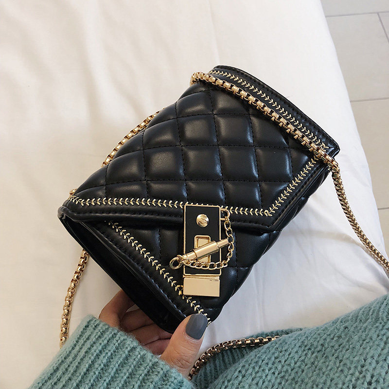 European Station Package Girls 2023 new Mini small square bag Texture Slanted Satchel 100 Hitchhiking chain Bautide-Taobao