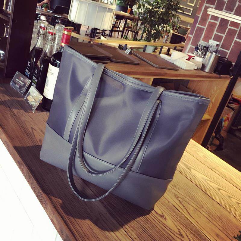 Tide Cards Package Women 2022 New Korean Version Fashion Trends Waterproof Single Shoulder Bag 100 hitch Color Hand Mega Bag