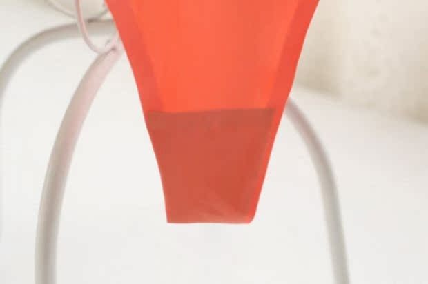 Băng lụa liền mạch tam giác nữ cám dỗ eo thấp tập tin cotton Quần hình chữ T một mảnh đồ lót quần boxer