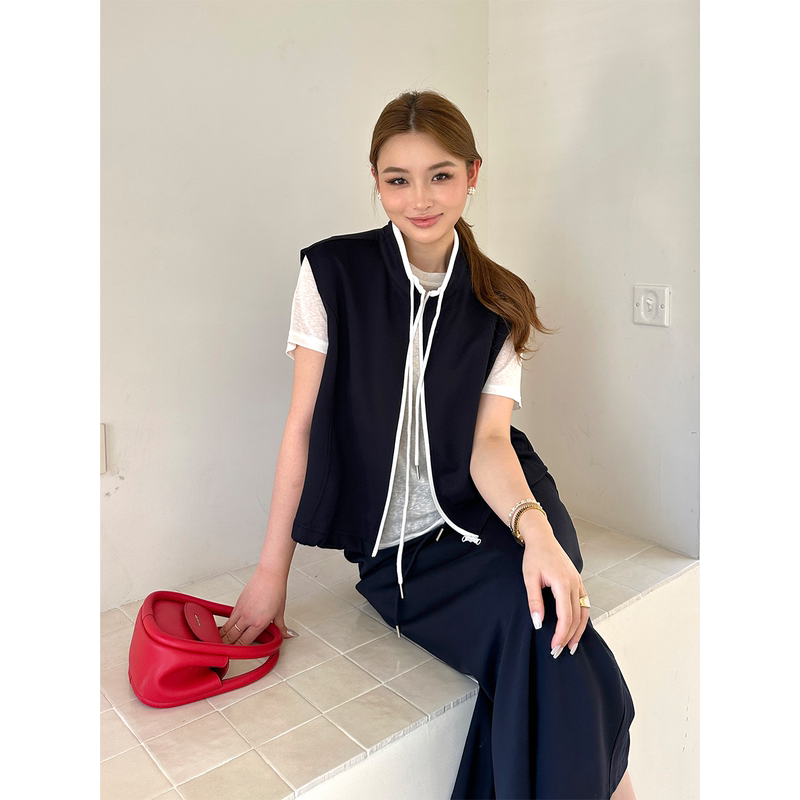 Josie Sleeveless Vest & Short-Sleeved T-Shirt & Elastic Waist Skirt Three-Piece Set, Slimming Casual Suit for Slightly Chubby Figures