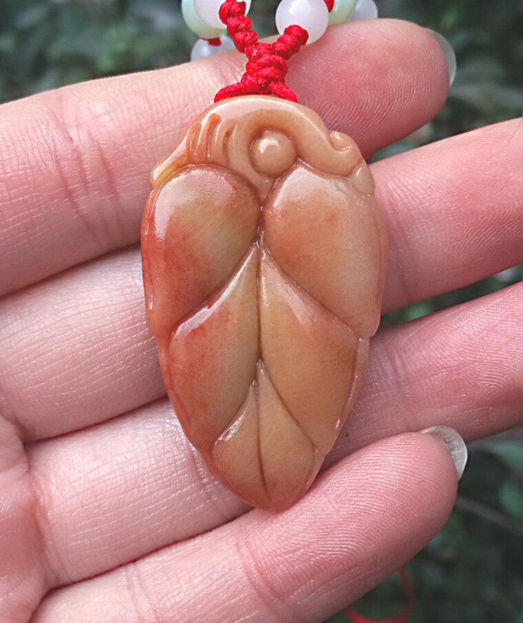 Ning Qiang Coral Jade Fossil Gold Branch Jade Leaf Pendant Red Yellow Powder Tricolour Hand Fingerprint Boutique Necklace Pendant L