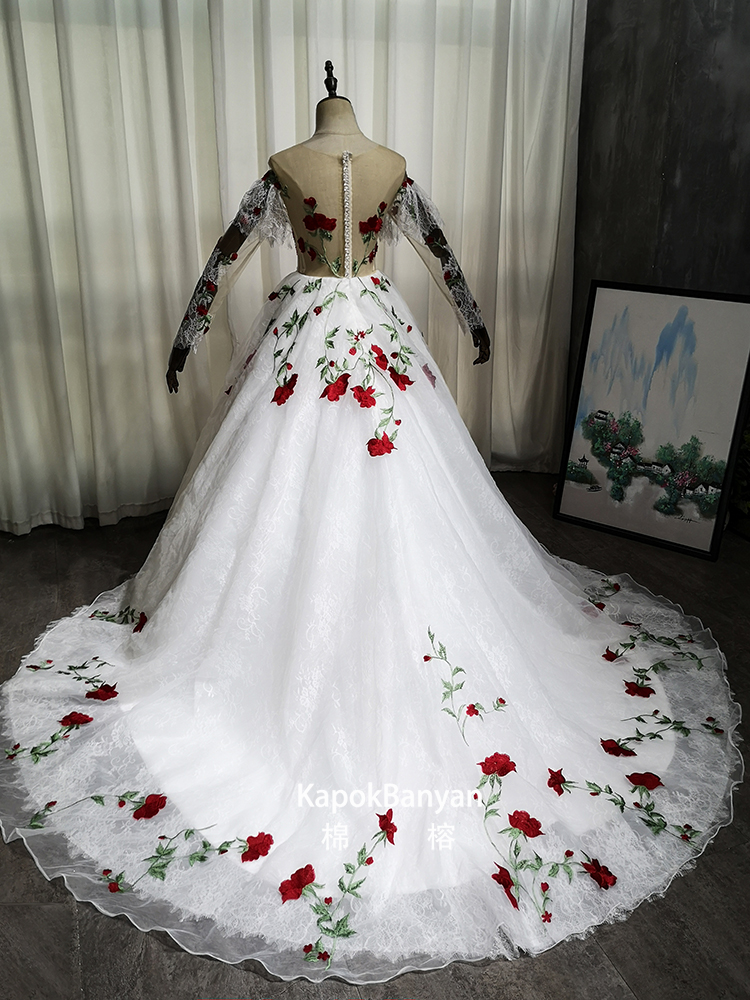 Rose embroidered wedding dress Dili Reba same dress 2024 new fantasy high -end forest, luxurious drag tail Rose embroidered wedding dress Dili Reba same dress 2024 new fantasy high -end forest, luxurious drag tail