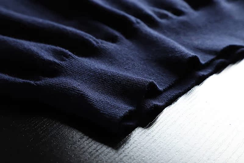 Mùa thu và mùa đông đơn giản Áo len cashmere cổ chữ V mới cho nam áo len màu rắn da lộn nhung lót gà hình trái tim áo oversize nam