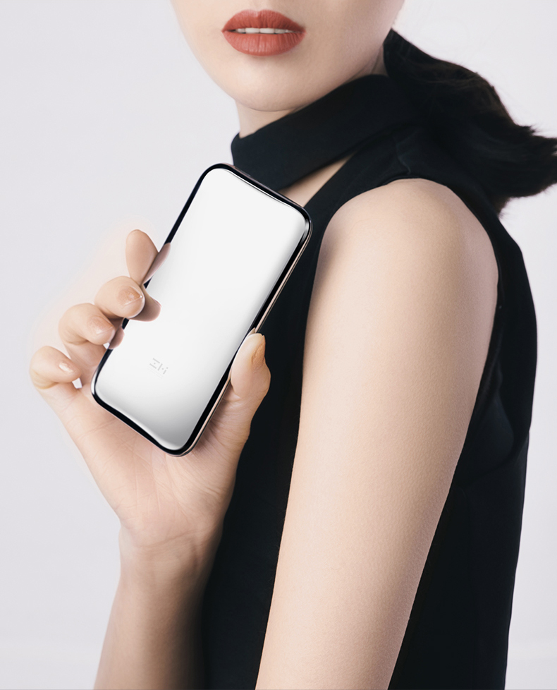 Không gian gạo tím ZMI điện thoại di động 6000mAh sáng tạo cá tính thép không gỉ Apple sạc kho báu và di động - Ngân hàng điện thoại di động sạc dự phòng evalu