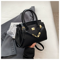 Большой черный