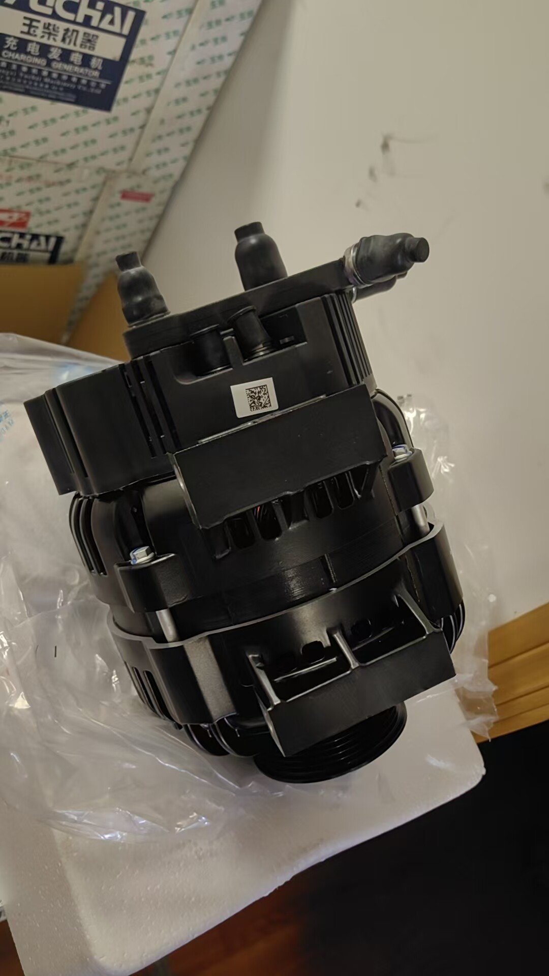 Подарочная коробка 拉猪车猪苗车发电机802b00-3701100sf3发电机heh324j03发电机