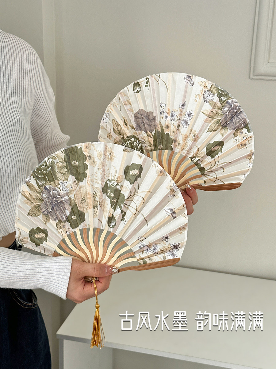 2025新款中国风折扇女生便携古风折叠扇，颜值与实用并存？-扇子-淘宝百科网