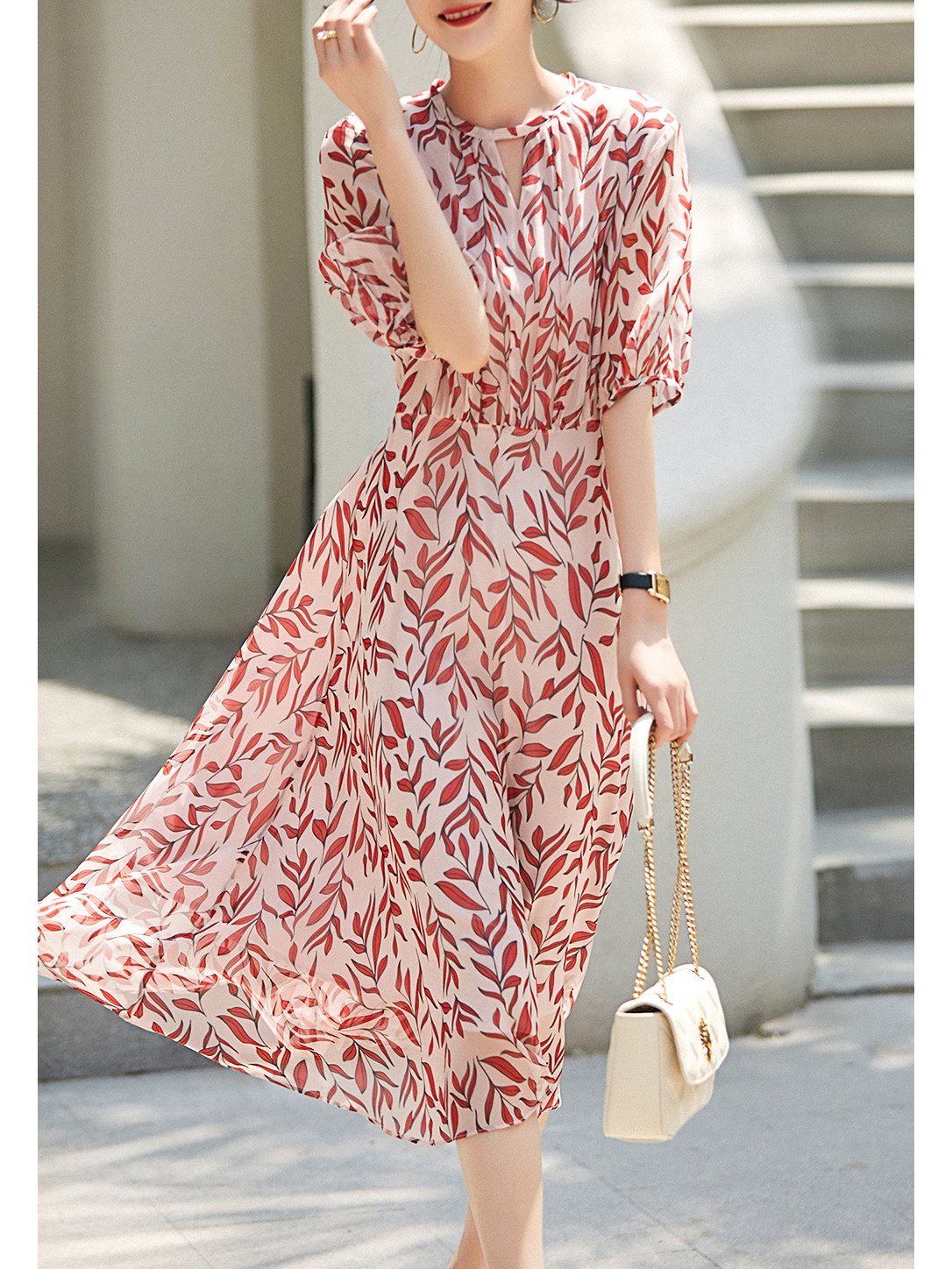 RAGR light and provocative posture, elegant, light, breathable and comfortable, high waist mulberry silk dress for women in summer