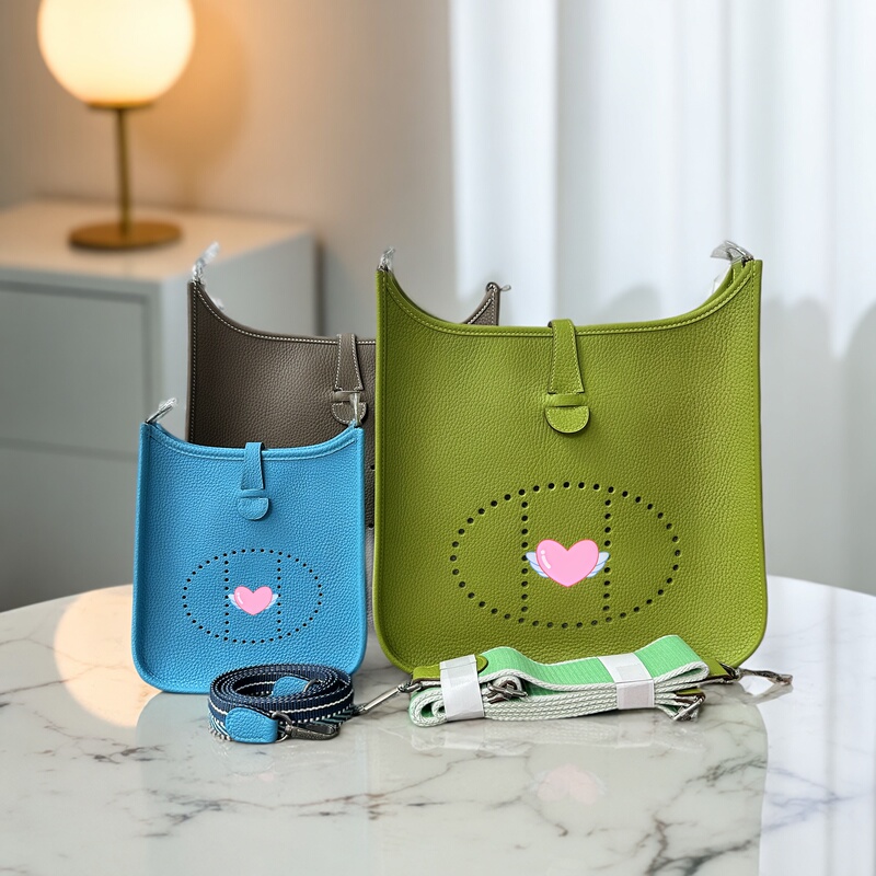 Fully Hand-Sewn with Wax Thread, Imported Tc Leather from Evelyne, Rc Factory Versatile Single-Shoulder Crossbody Women's Mini Bag