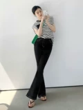 美洋 MEIYANG [Готовый сток] Брюки-клеш с резной нитью, утягивающие и более высокие, слегка расклешенные джинсовые брюки с контрастной яркой ниткой.