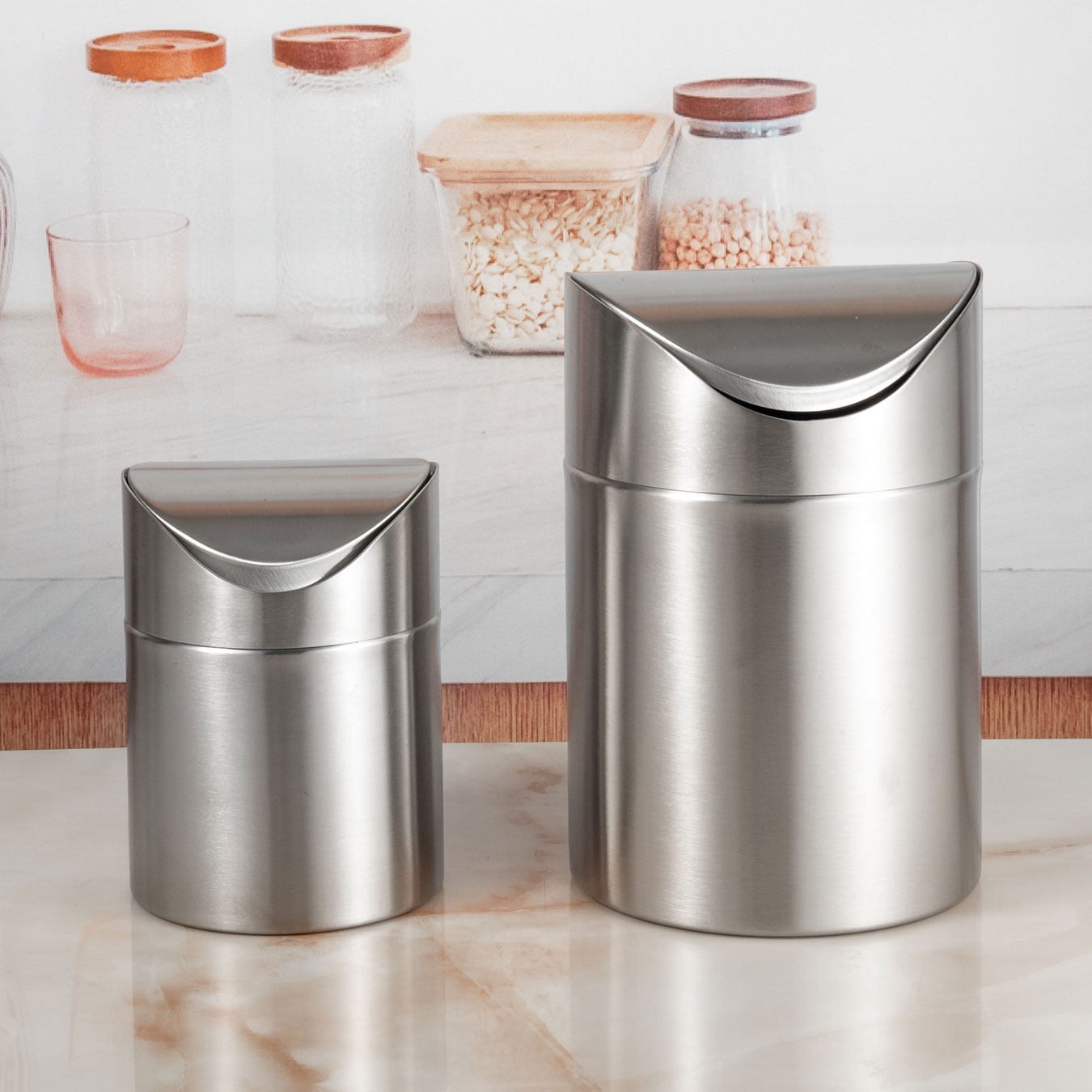 Export list 304 stainless steel trash can desktop sanitary bucket dressing table with 1 5 3 liter shake cover