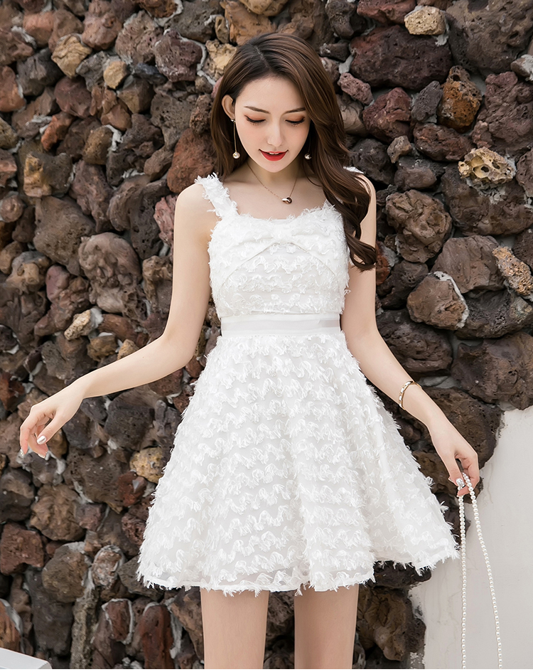 VK旗艦店 韓國風名媛立體流蘇一字領細肩帶無袖洋裝