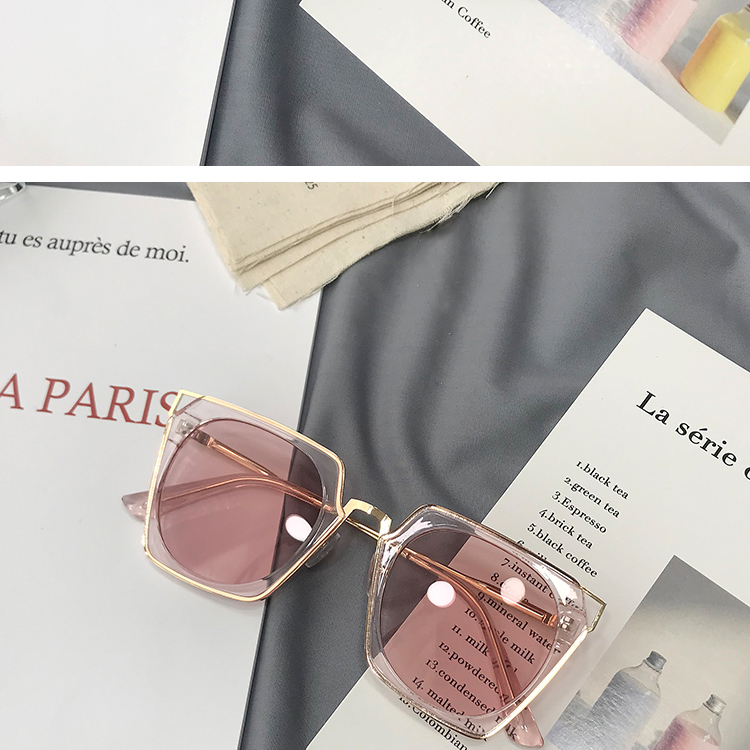 Kính râm nữ Hàn Quốc tai mèo vuông retro kính lớn kính tròn mặt tròn màu đỏ với kính râm kính cận đẹp
