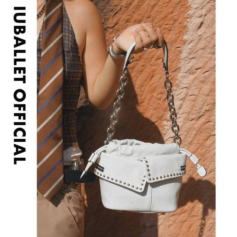 Iuballet Rose Knight New Niche Designer Rivet Drawstring Bag Women's Bag Versatile Small Bag for Work and Leisure