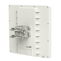 MikroTik RB911G-5HPnD-QRT QRT 5 5 8G Wireless Bridge