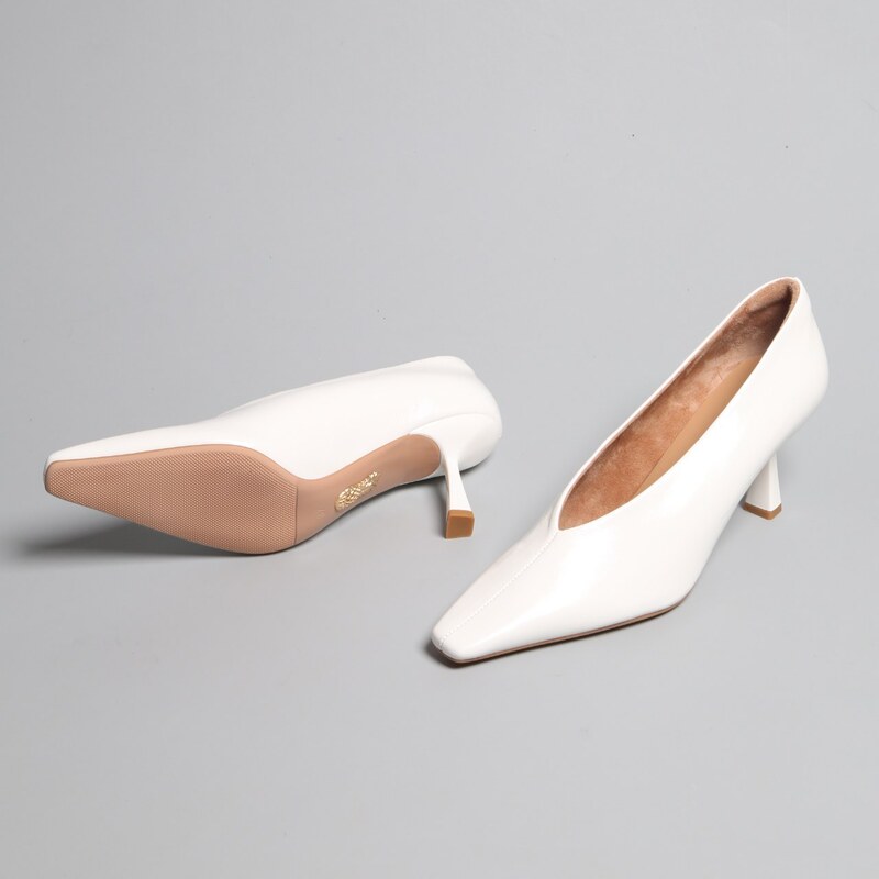 Taiwan-Style Large Pineapple Style Women's Non-Slip Sole Cowhide Upper Sheepskin Lining Women's Stiletto Heels High Heels Office Shoes Taiwan-Style Large Pineapple Style Women's Non-Slip Sole Cowhide Upper Sheepskin Lining Women's Stiletto Heels High Heels Office Shoes
