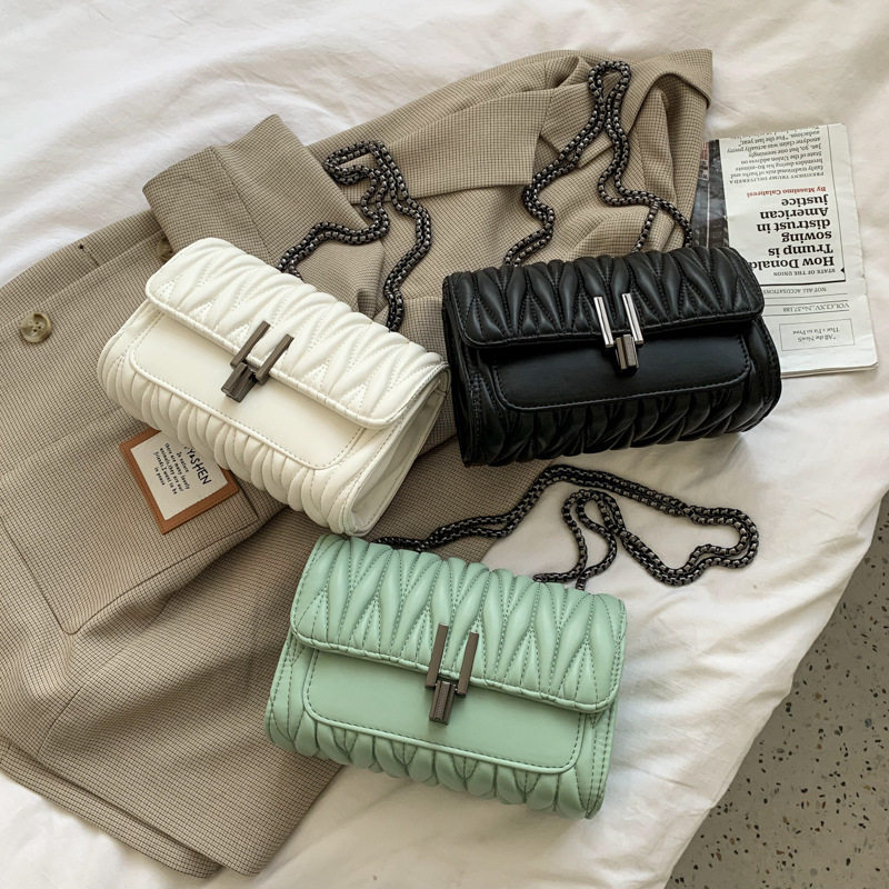 Shanghai spot warehouse Qingpu District Official Website 2021 New Slide Sabbed Bag Casual Pack girl