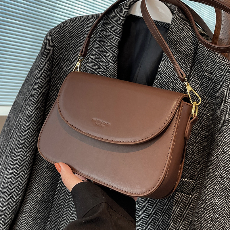 Trendy Bags of This Year 2025 New Style Fashionable Summer Versatile Shoulder Bag High-End Stylish Solid Color Crossbody Small Square Bag