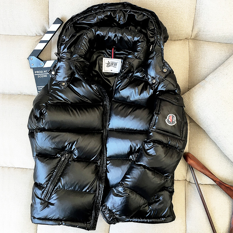 Winter Men's and Women's down Jackets, Couple's Matching Thick Short Hooded Shiny Classic Style Outdoor Cold-Resistant Genuine White Duck down