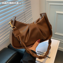 French ZAMP womens bag 2021 new genuine leather fall 100 lap retro diagonal satchel with single shoulder axillary drape cloud bag