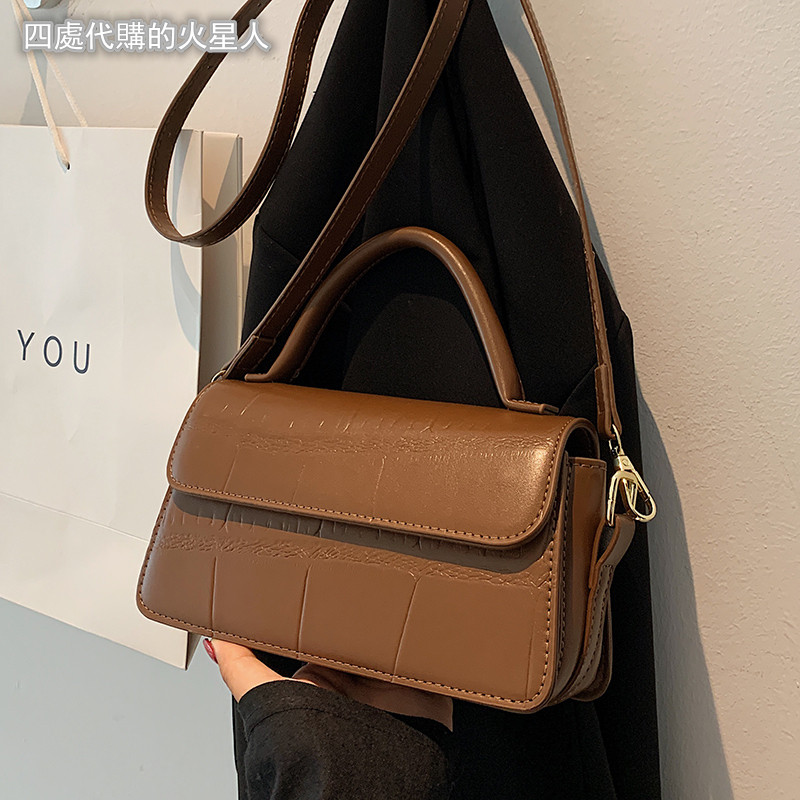 French ZAMP2022 new women's bag all-match bag women's autumn niche design shoulder bag messenger bag handbag