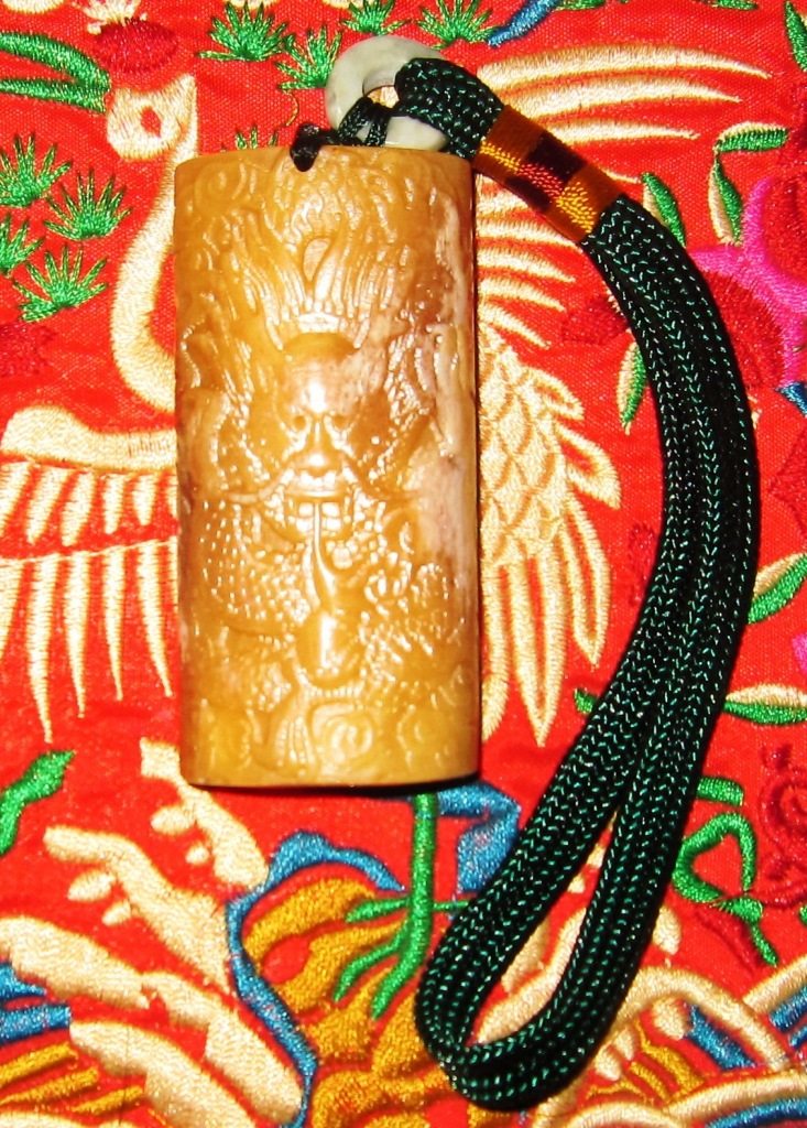 Yak Bone Canal Dragon King Engraving Handlebar Piece