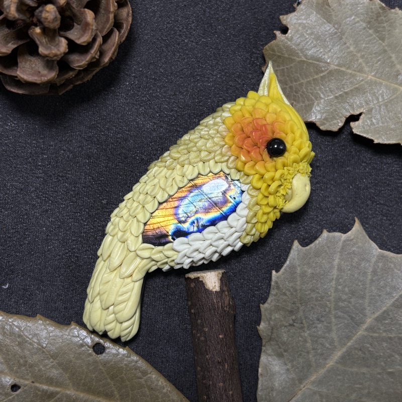[Animal Soft Clay Series] Handmade Rainbow Labradorite Jewelry Soft Clay Blue Green Purple Parrot Bird Pendant P41