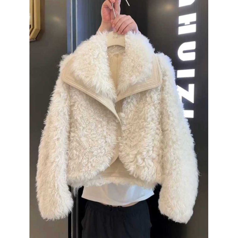 2026 New Popular Style Fur Integrated White Short Chanel-Style Lamb Wool Eco-Friendly Fur Coat for Women in Winter 2026 New Popular Style Fur Integrated White Short Chanel-Style Lamb Wool Eco-Friendly Fur Coat for Women in Winter