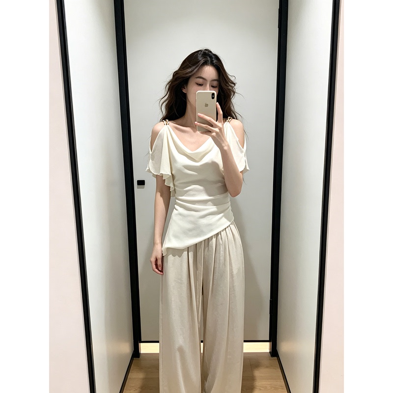Heartbeat Venus French-Style Off-Shoulder Ruffle T-Shirt with Gold Buttons, 2026 Summer New Korean Version Versatile Top Heartbeat Venus French-Style Off-Shoulder Ruffle T-Shirt with Gold Buttons, 2026 Summer New Korean Version Versatile Top