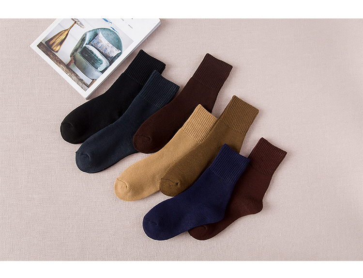 Vớ nam dày tất vớ terry ấm vớ vớ cotton mùa đông vớ nam trong ống thể thao vớ bóng rổ thủy triều vớ nam chất lượng cao