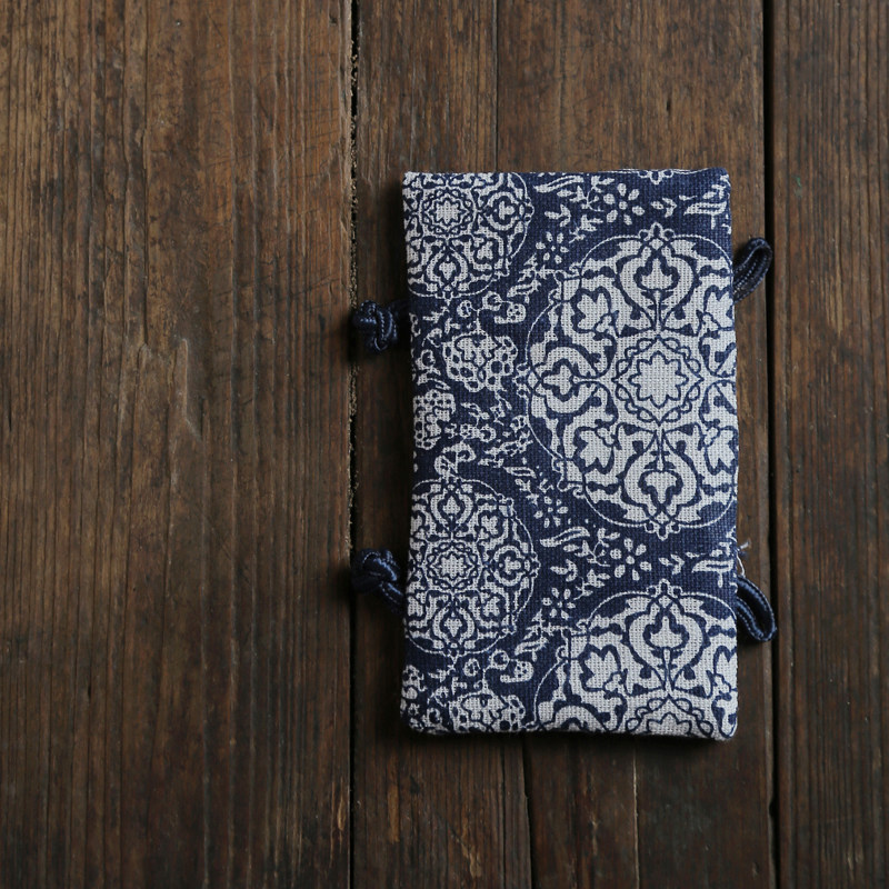 Six-in-hall Planted Dyeing and Hemp Soil Buti-beam Kettle Insulation Cloth cushion jug to make anti-burn button cushions Chinese style retro