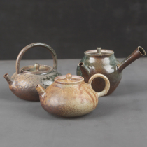 Japanese retro ceramic small bubble teapot Jingdezhen handmade pottery pot raw ore clay lifting beam pot side handle emergency beard pot