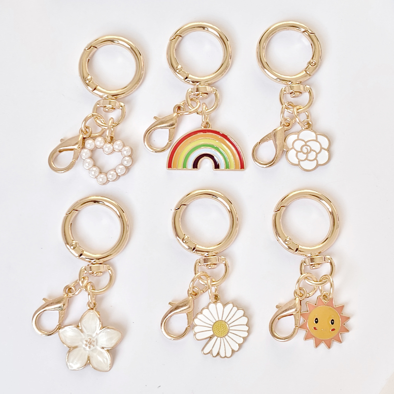 DIY Short Plush Doll Pendant Hardware Accessories Hook Buckle Bag Accessories Hook Buckle Openable Key Spring Buckle