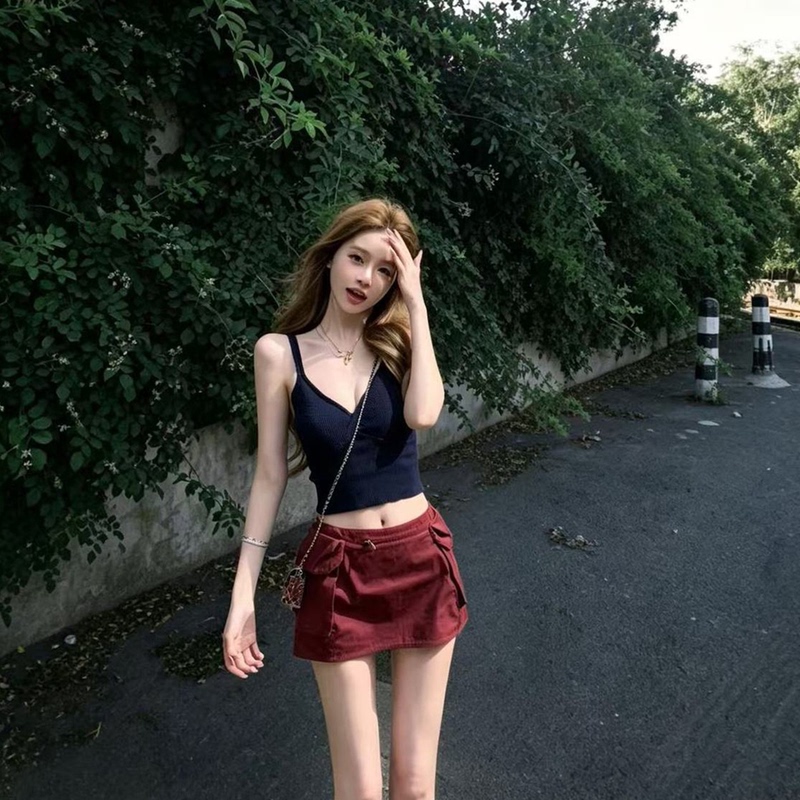 Sleeveless Short Camisole Top and Skirt Two-Piece Set for Women, Summer Outfit, Super Trendy, Age-Reducing, Hot Girl Style, Petite Set Sleeveless Short Camisole Top and Skirt Two-Piece Set for Women, Summer Outfit, Super Trendy, Age-Reducing, Hot Girl Style, Petite Set