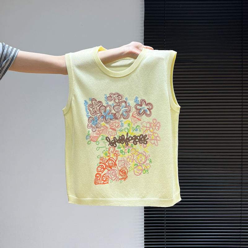 Gentle Style Light Yellow Round Neck Printed Camisole for Women 2026 Summer Hot Girl Loose Slimming Sleeveless Knitted Top