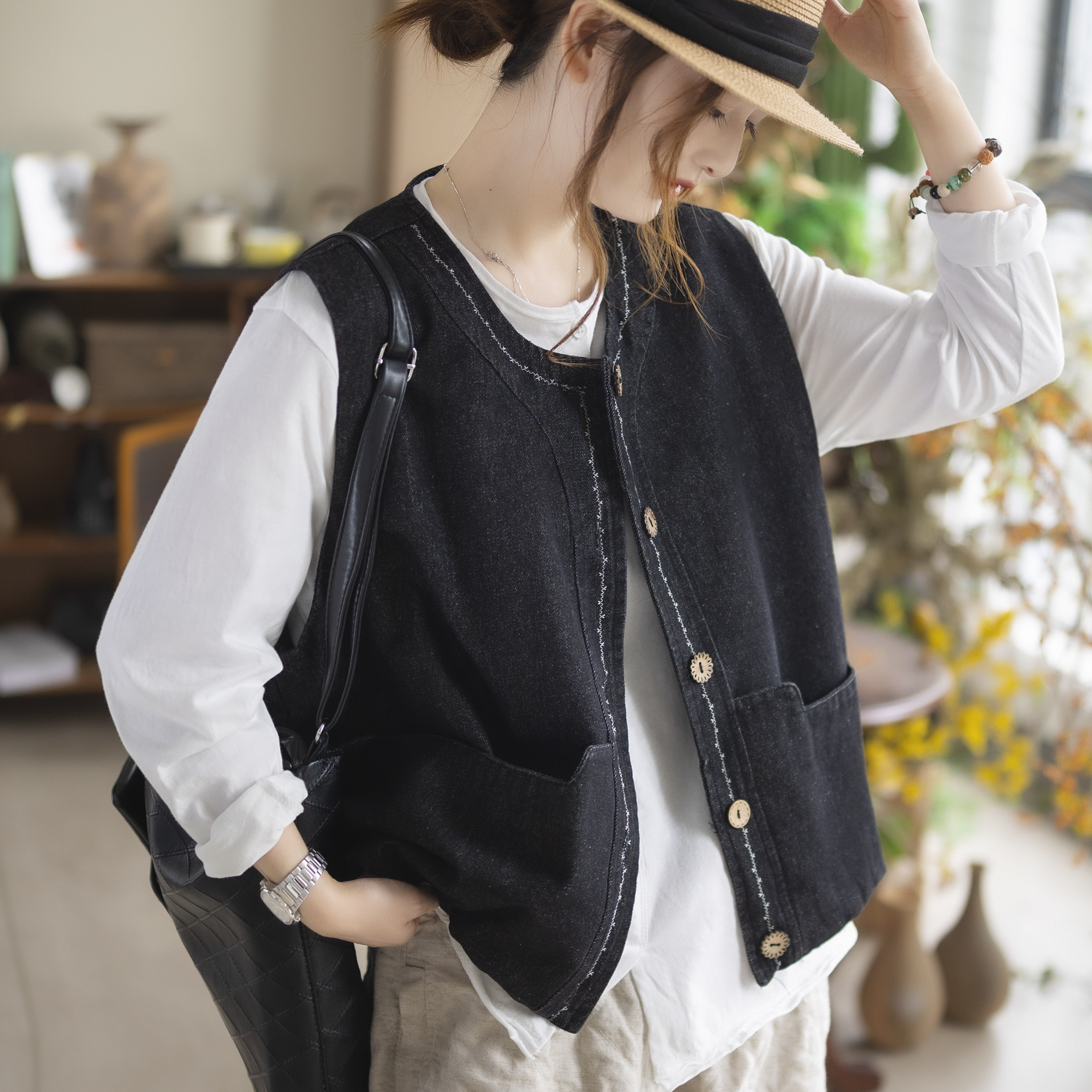 Camiyu vest for women spring and autumn new women's sleeveless vest versatile retro solid color casual women's top vest