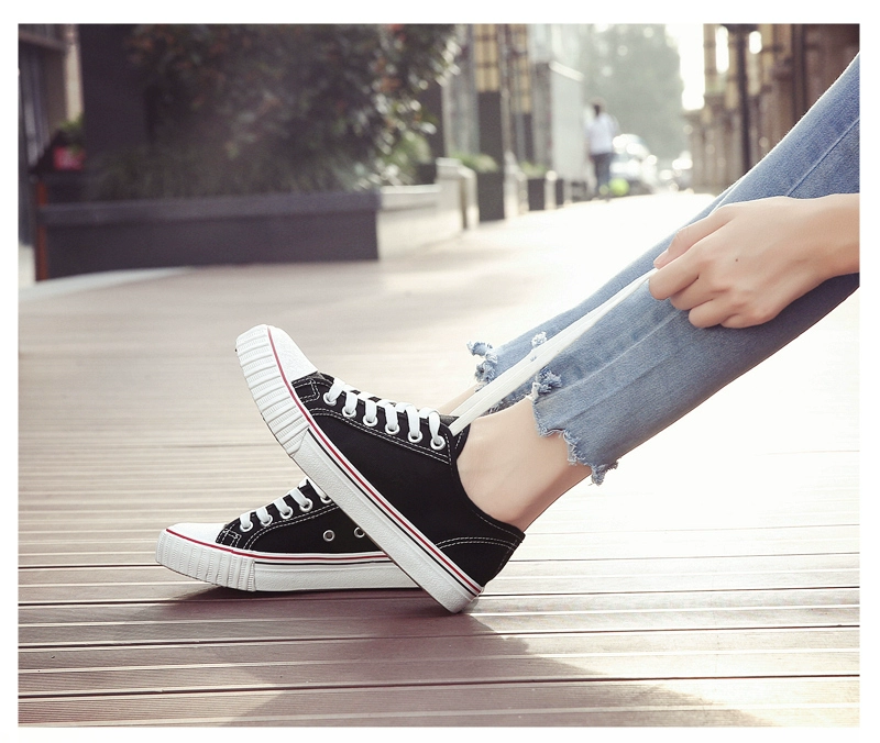 Giày vải siêu lửa nữ 2017 mới phong cách Harajuku ulzzang hoang dã sinh viên chic phiên bản Hàn Quốc của đôi giày ván nhỏ màu trắng