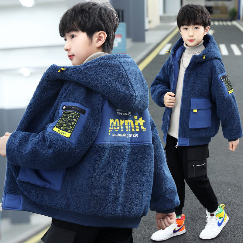 Boys' lamb fleece jacket 2022 new net red middle-aged and older children's wool sweater autumn and winter warm warm hooded cotton jacket trend - Taobao