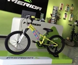 Вторая -рука Мерида Мерида Дети и подростка Гарвея Маунтин Велосипед Дака 624d 620 624HD