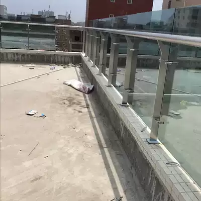 304 stainless steel diamond staircase column engineering column special price supply guardrail clamp glass railing column