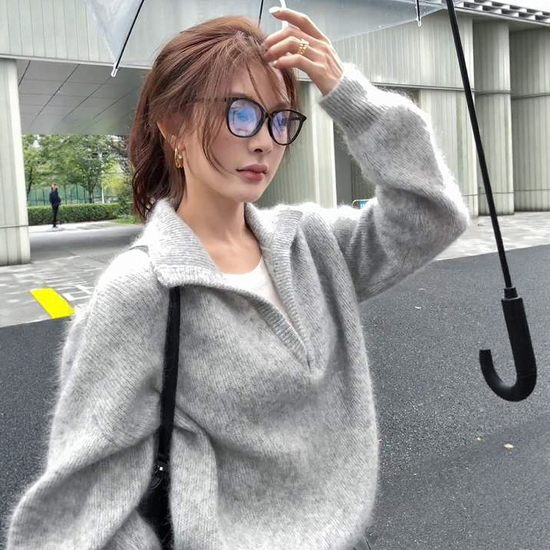 Gray High-End Mohair Lapel Sweater for Women, Autumn and Winter Thickened, Lazy Old Money Style V-Neck Inner Knit Top